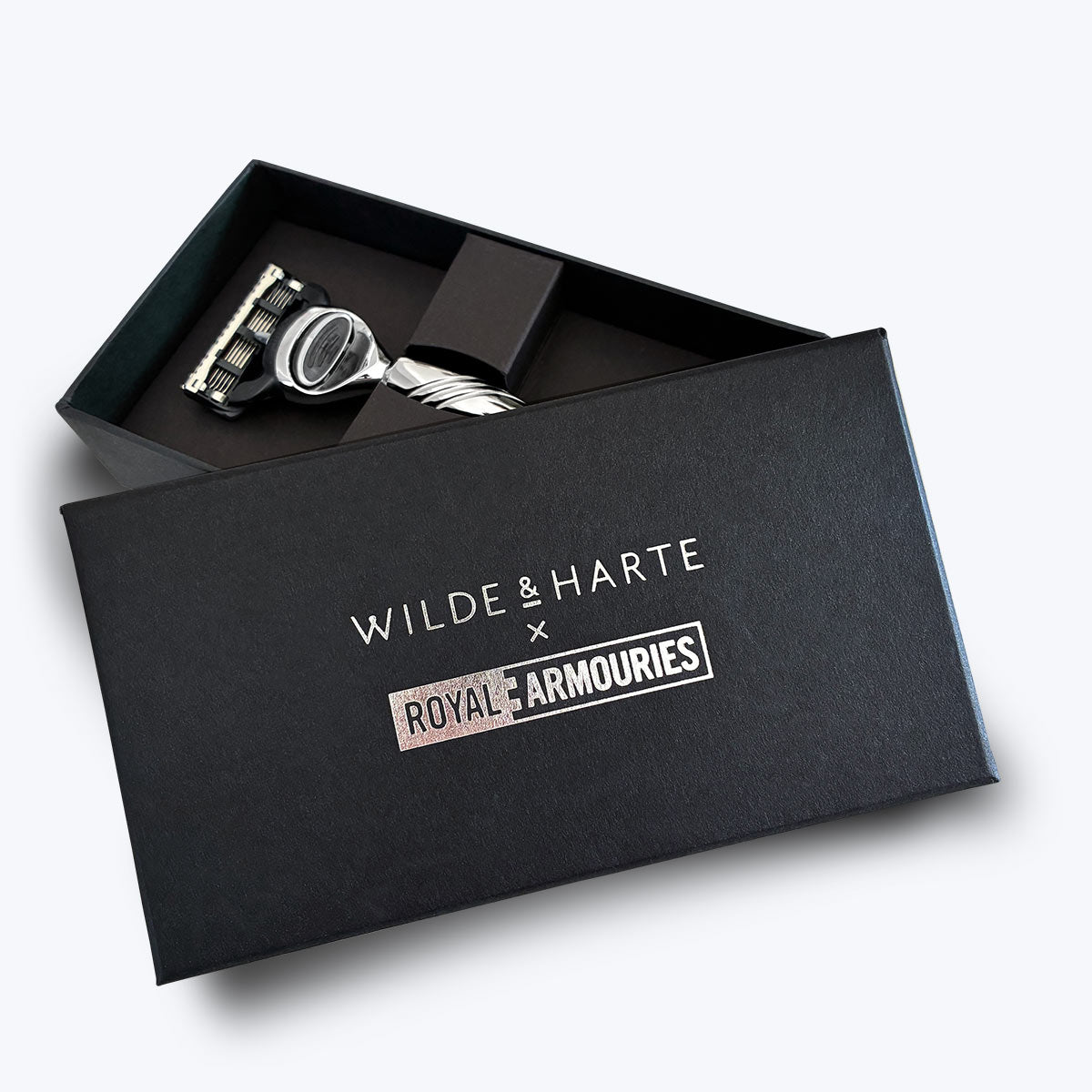 Field Marshal razor and Wilde & Harte x Royal Armouries gift box