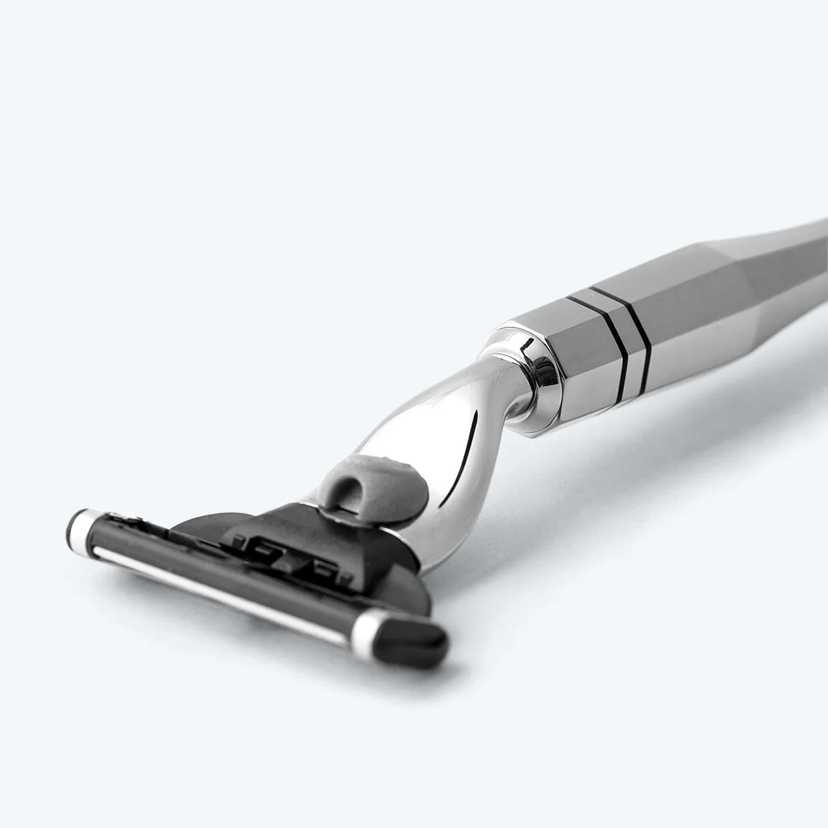 Art Deco design mach3 razor