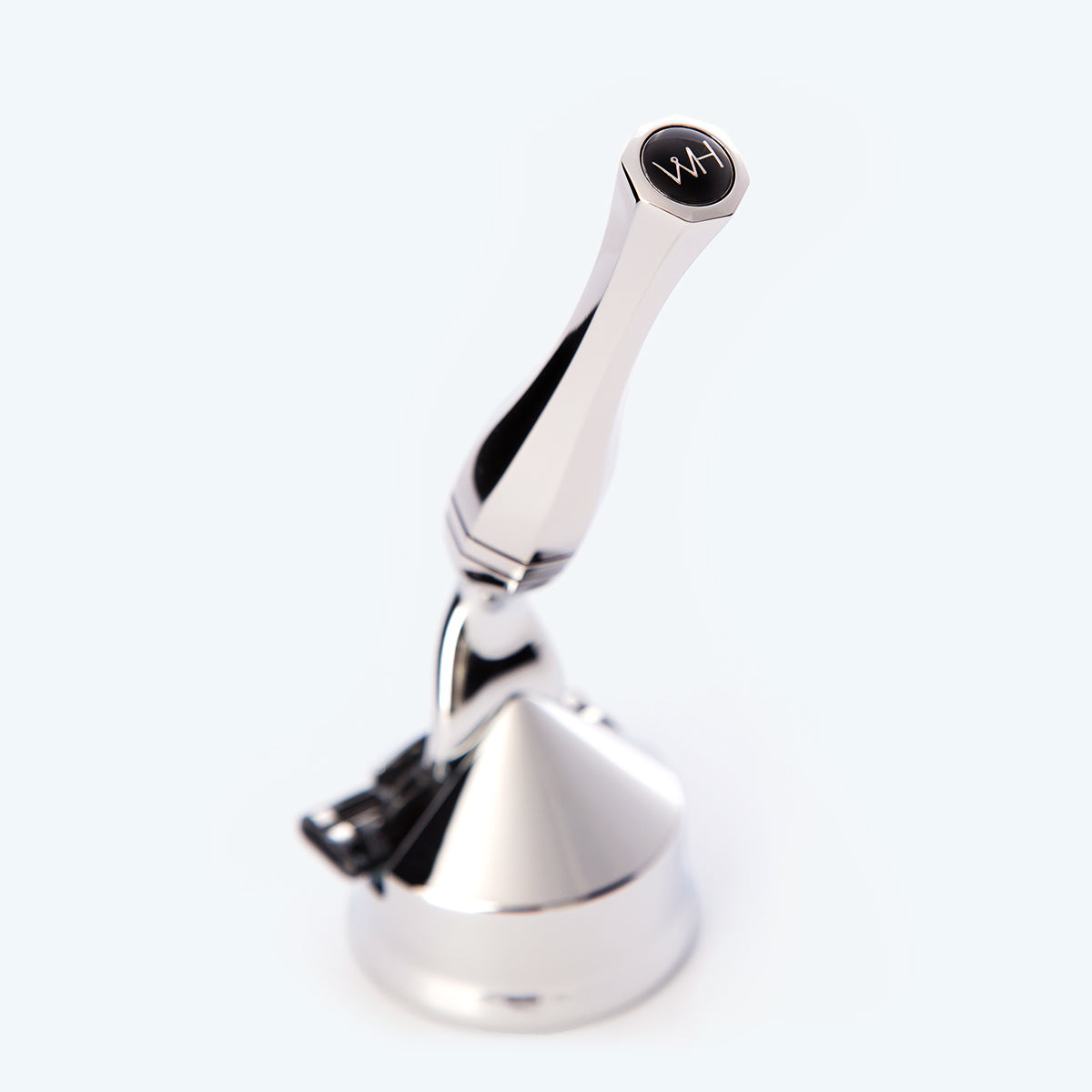 Line of Kings Mach3 Razor in stand