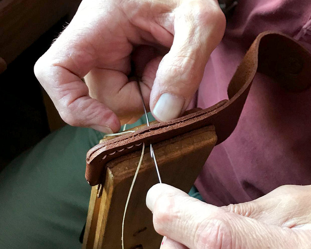 handmade leather razor pouches