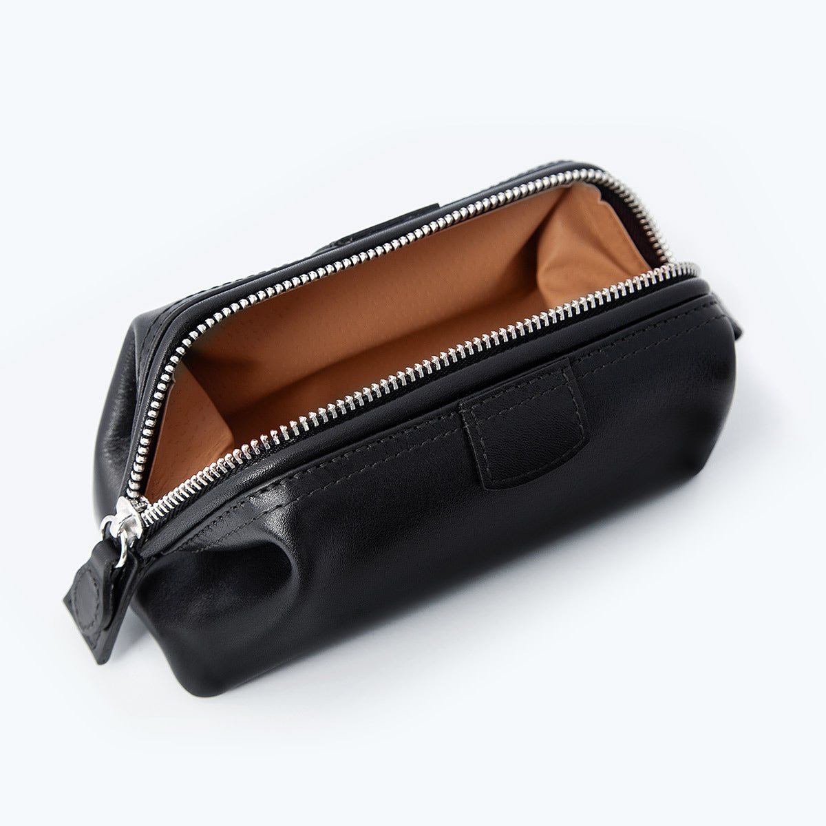 smooth leather wash bag