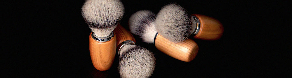 synthetic shaving brushes with wooden handles