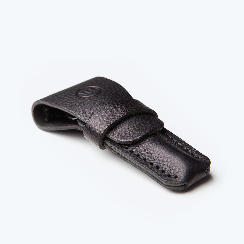 leather razor pouch in soft black leather